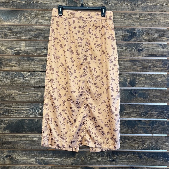 🔥Zara Satin Floral high waisted midi skirt - Picture 3 of 8